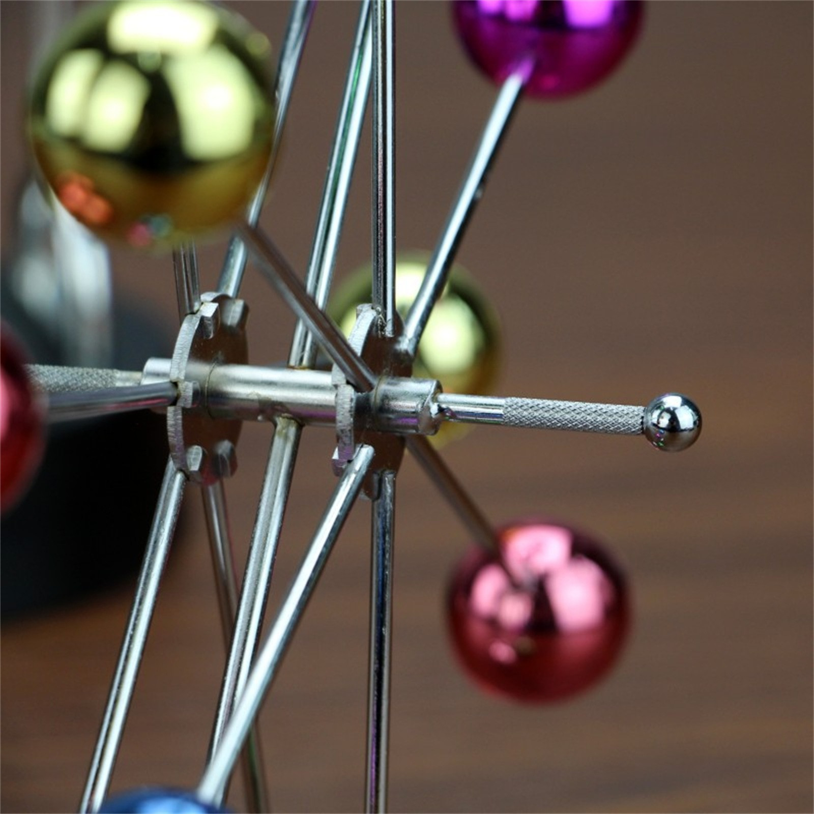 Perpetual Motion Machine Ferri - đánh giá và giá Newton Cradle Large